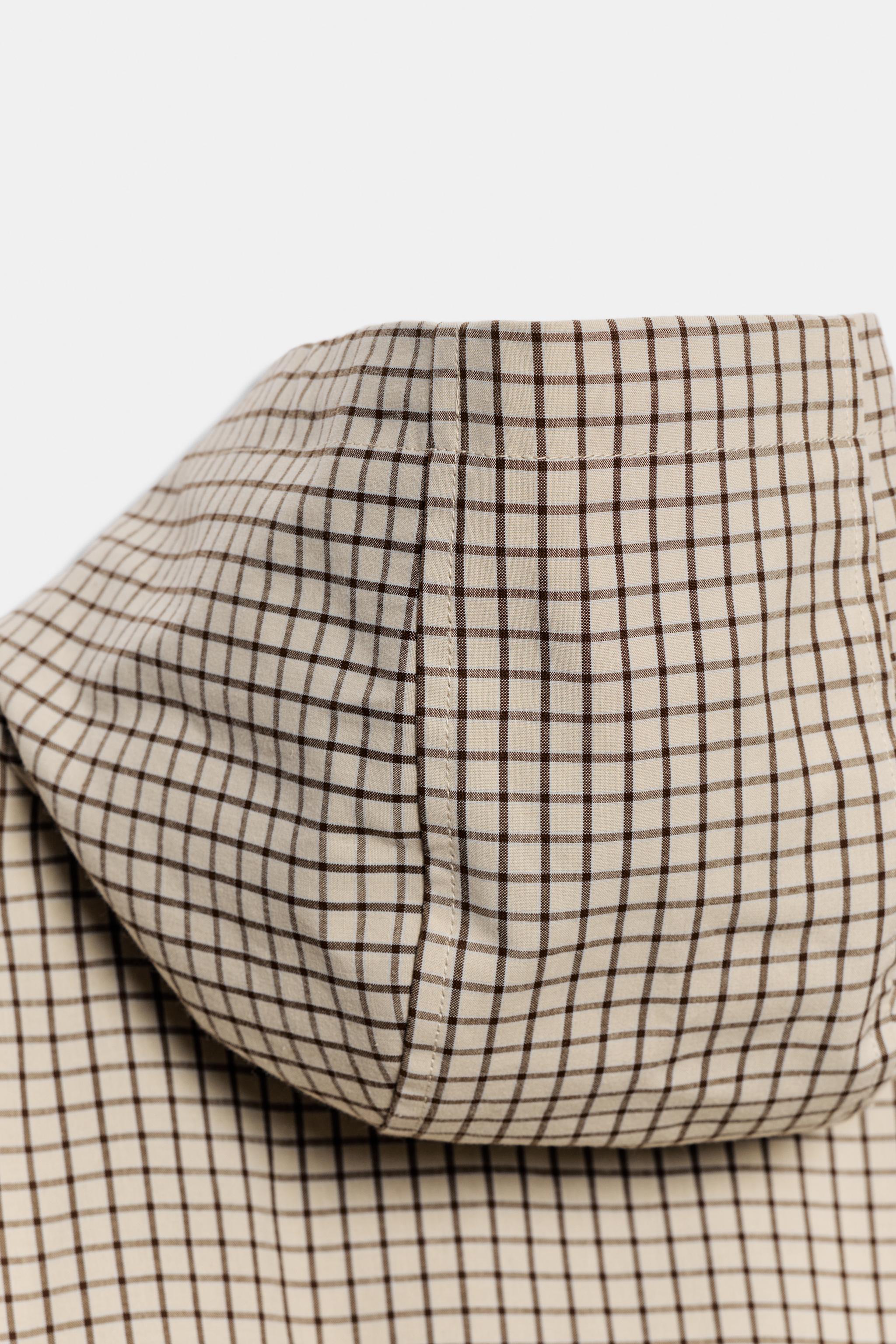 PLAID HOODIE JACKET