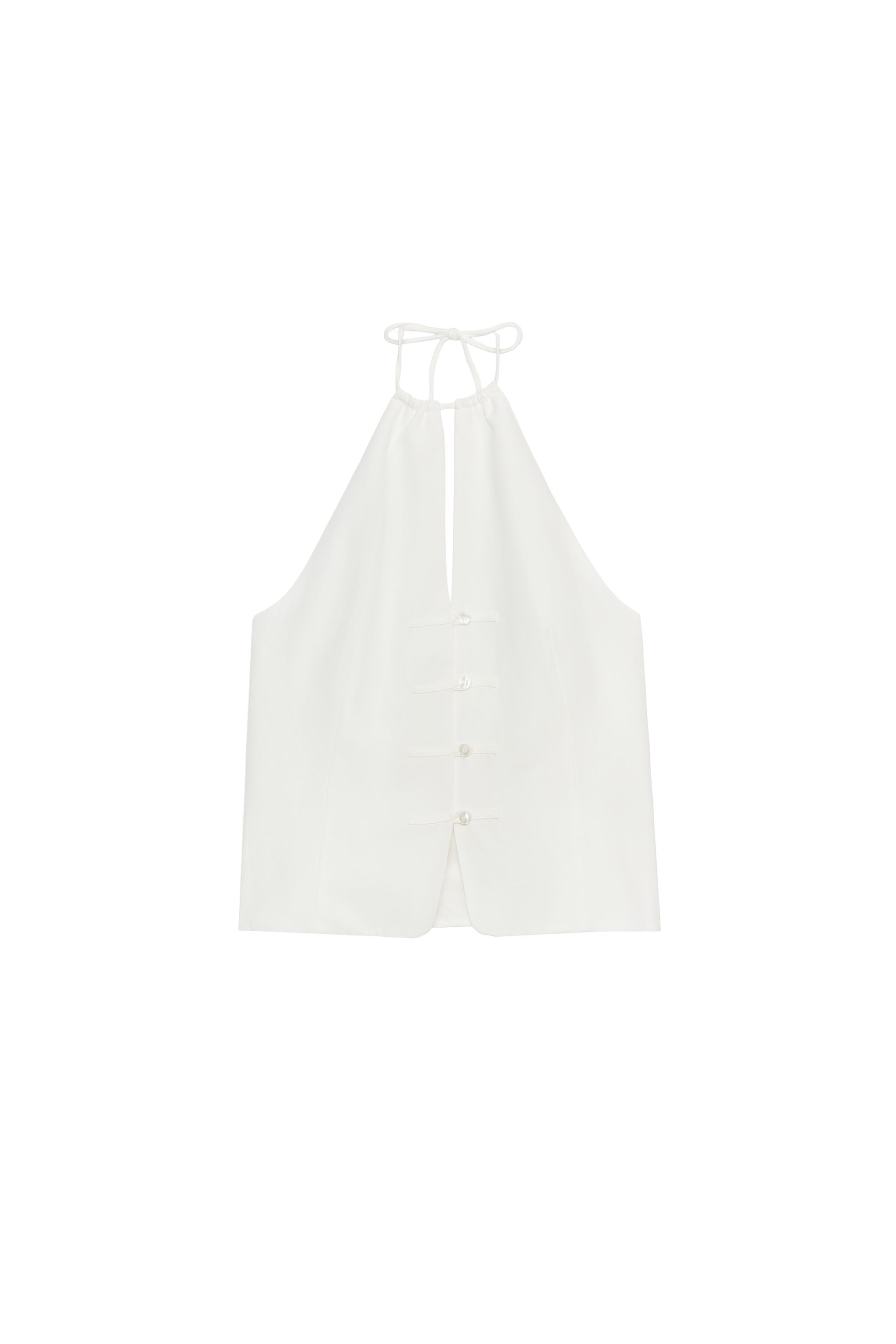 TOP À ENCOLURE AMÉRICAINE ET BOUTONS