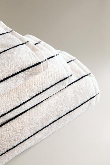 REGULAR STRIPED BATH TOWEL - Ivory by Zara - Image 1