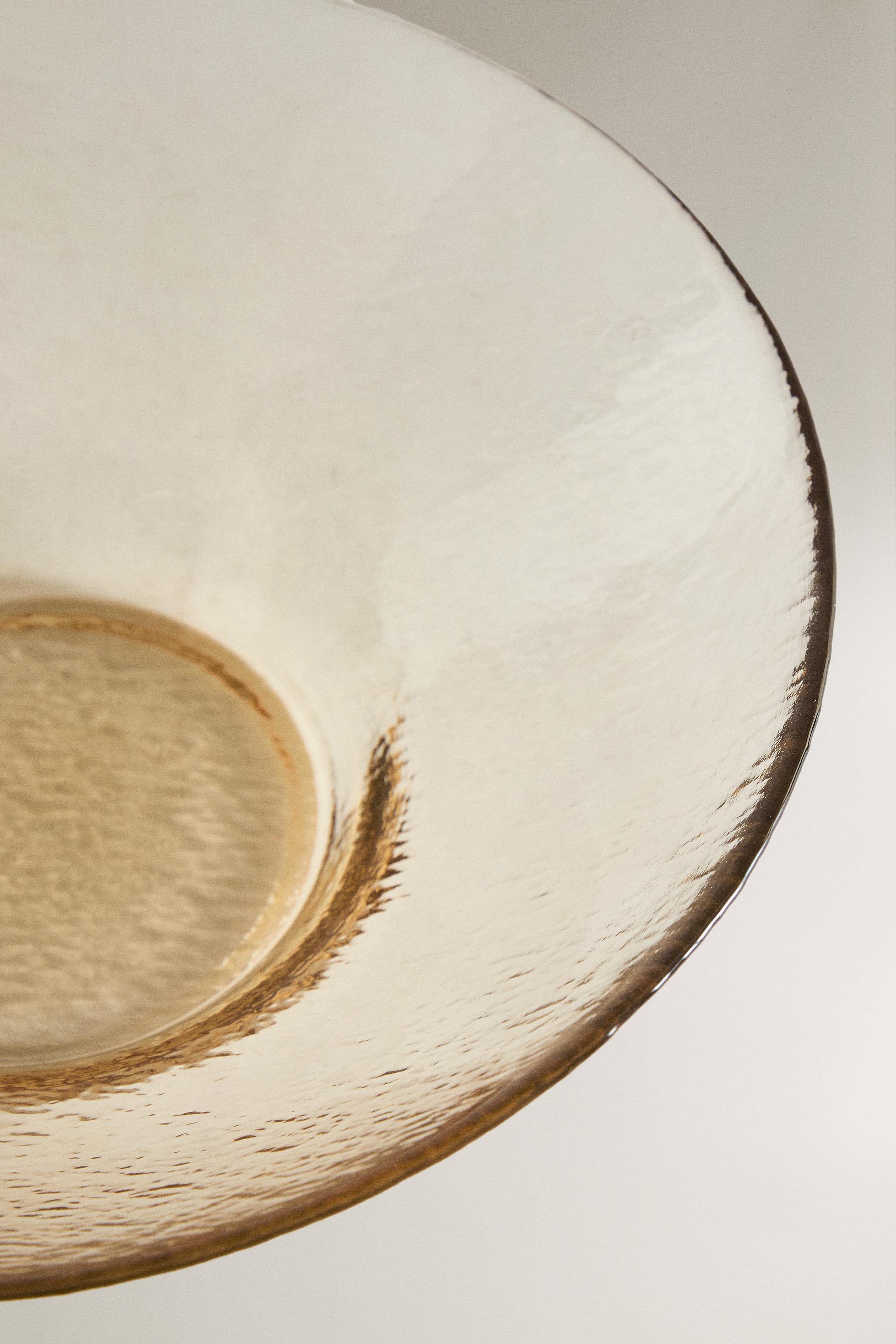 TEXTURED GLASS SALAD BOWL