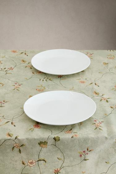 FLORAL PRINT TABLECLOTH WITH LACE TRIM - Green by Zara - Image 1