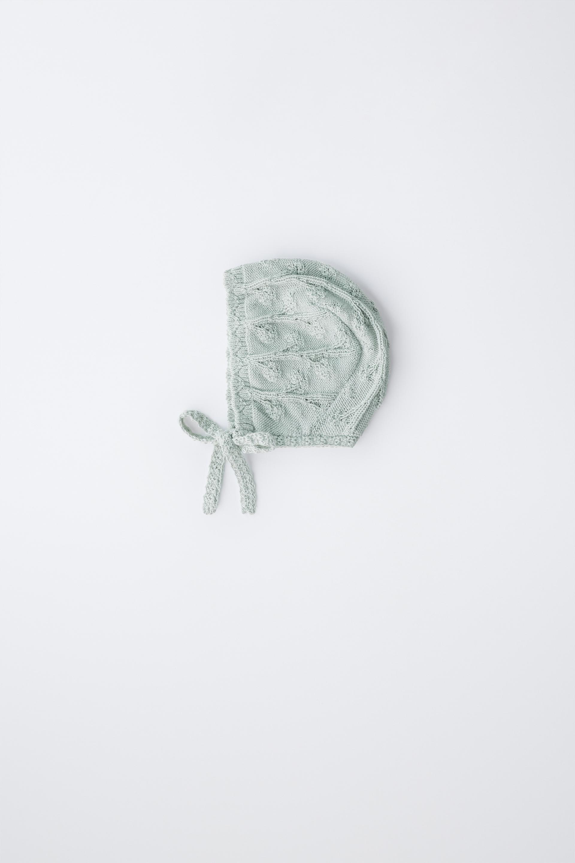 Knit Hood With Linen Blend