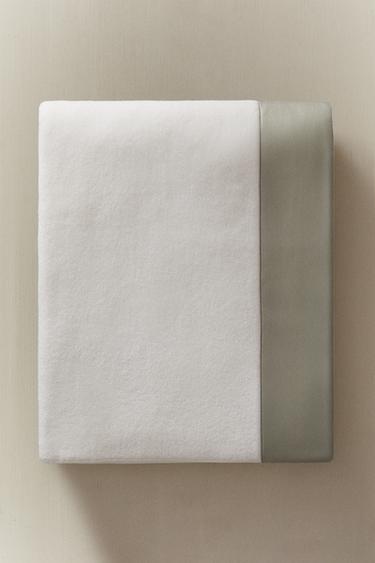 BADEHANDTUCH MIT GEWEBTEM BAND - Mintgrün von Zara