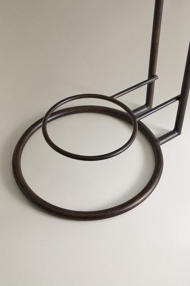STRUCTURE SUPPORT BALLONS FER - Marron chocolat de Zara - Image 3