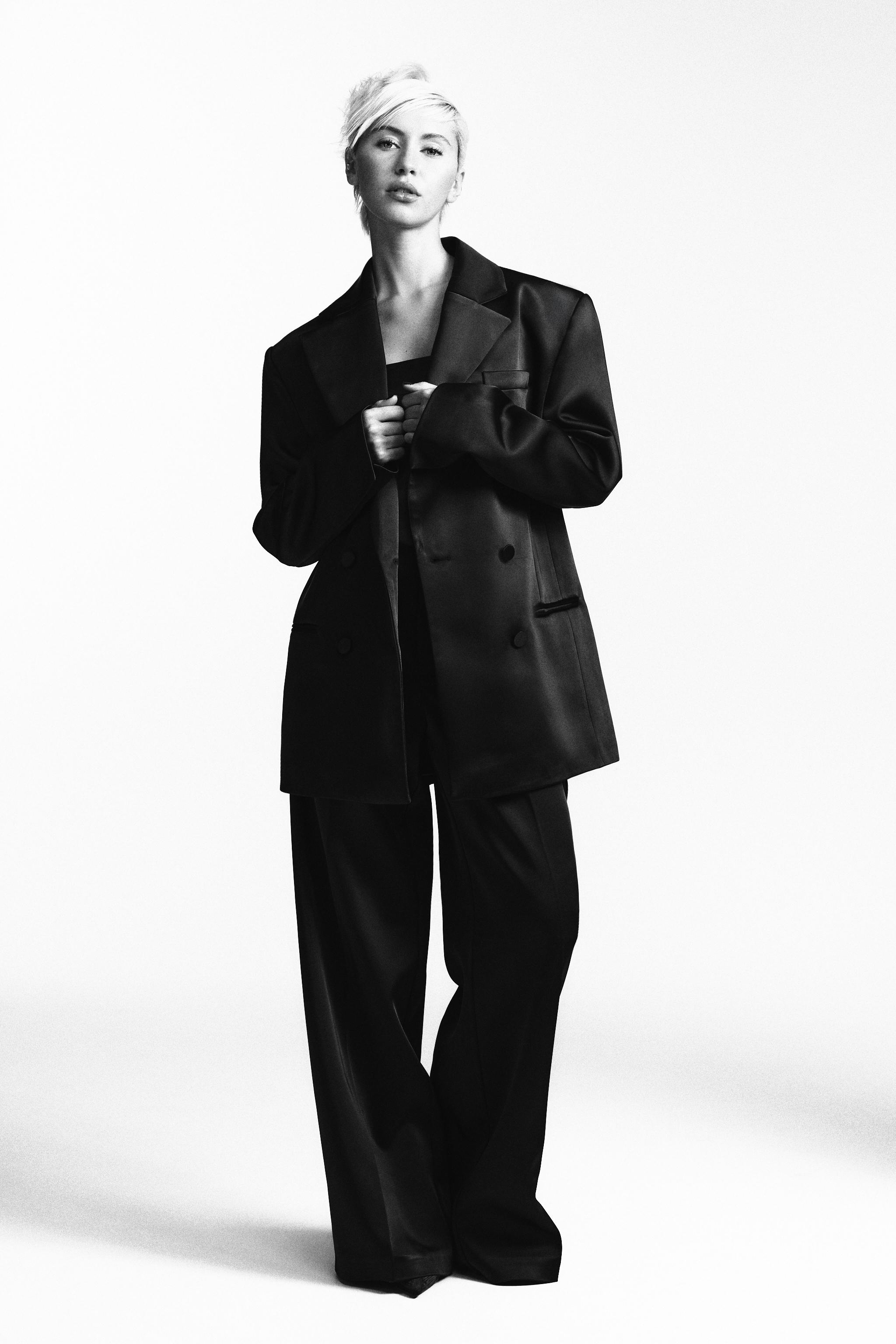 サテンブレザー、ポケット - ブラック | ZARA Japan / 日本