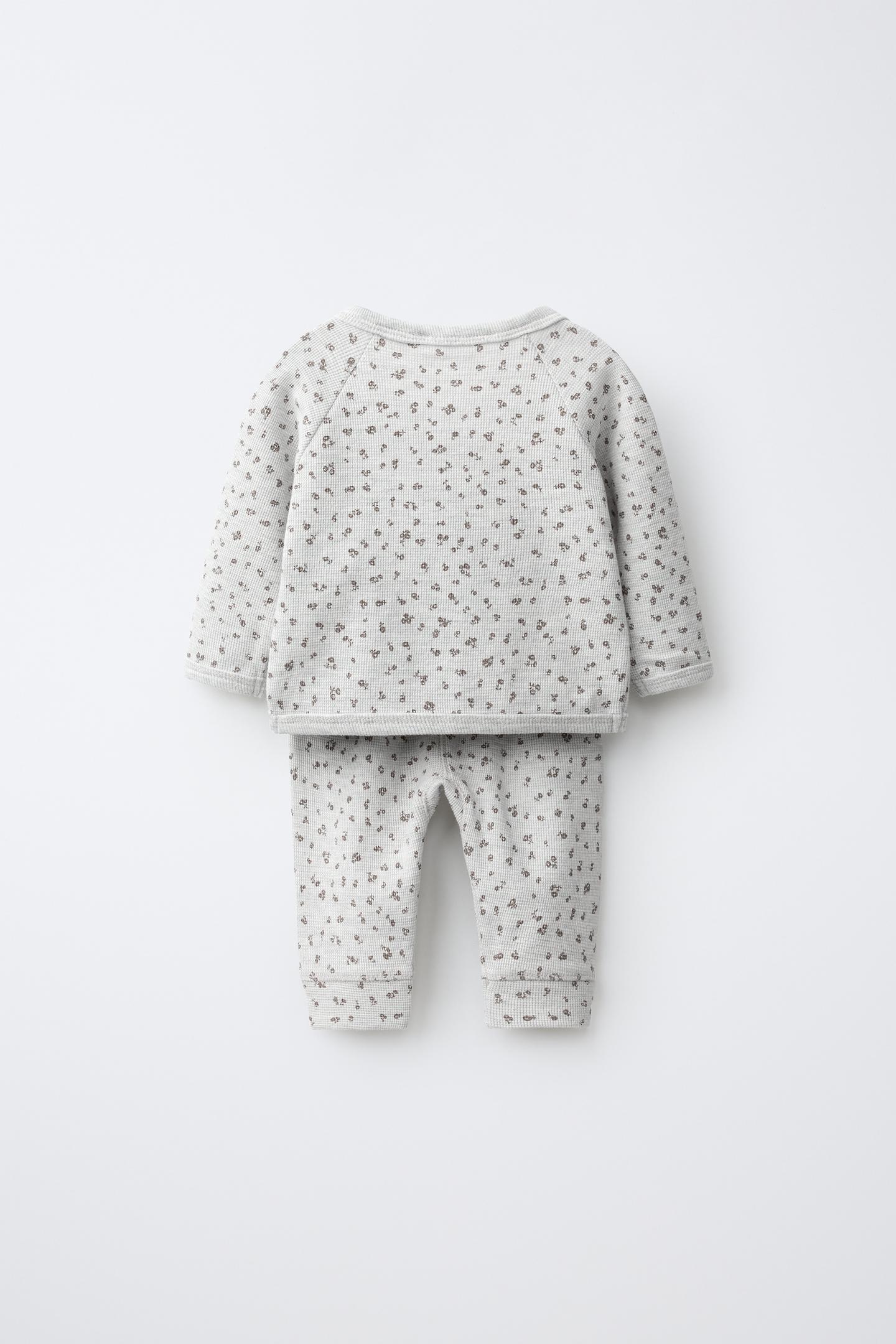 Детский комплект Zara Floral Waffle Top and Pants Set, цвет: Серый меланжевый — фото 2