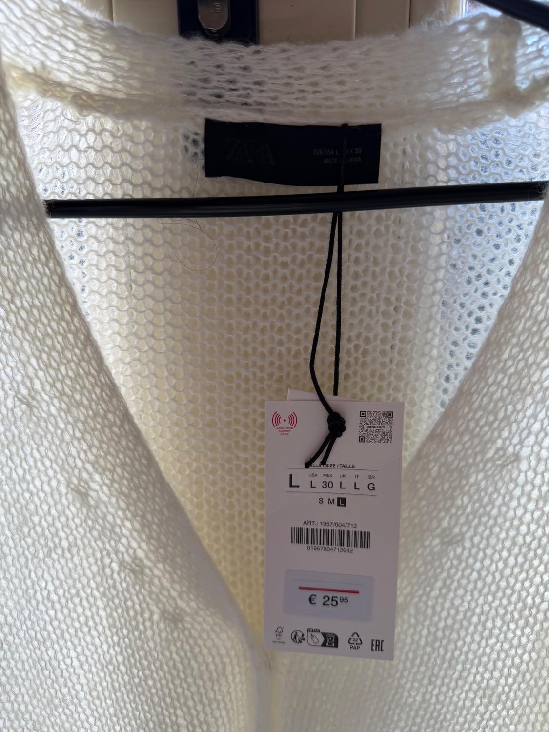 V-NECK CARDIGAN - Image 3