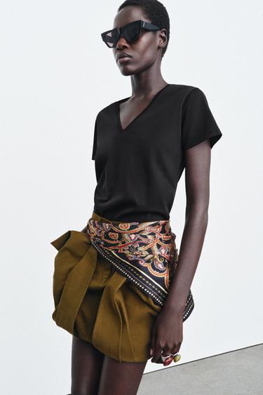 حزام مطبوع بشكل وشاح - أسود الخاص بـ Zara