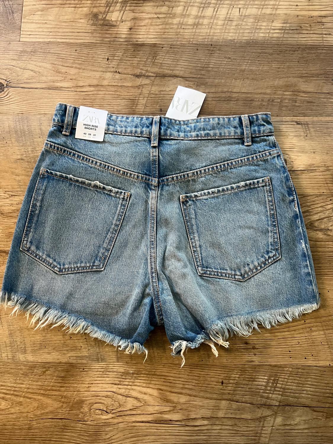 HIGH WAIST RIPPED TRF DENIM SHORTS - Image 2