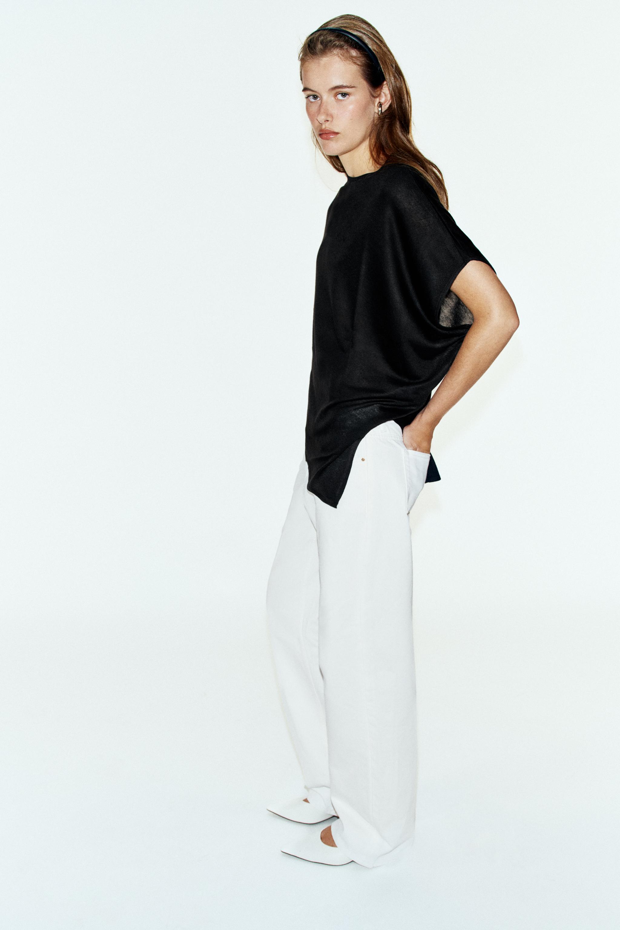 ASYMMETRIC KNIT TOP