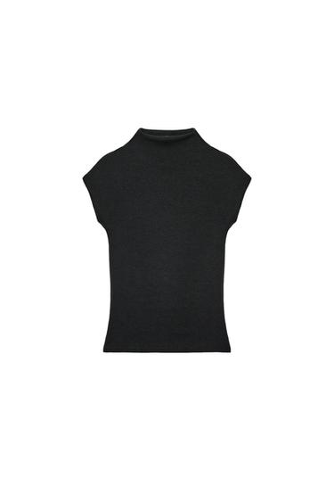 CAMISETA CON ALGODÓN - Negro de Zara