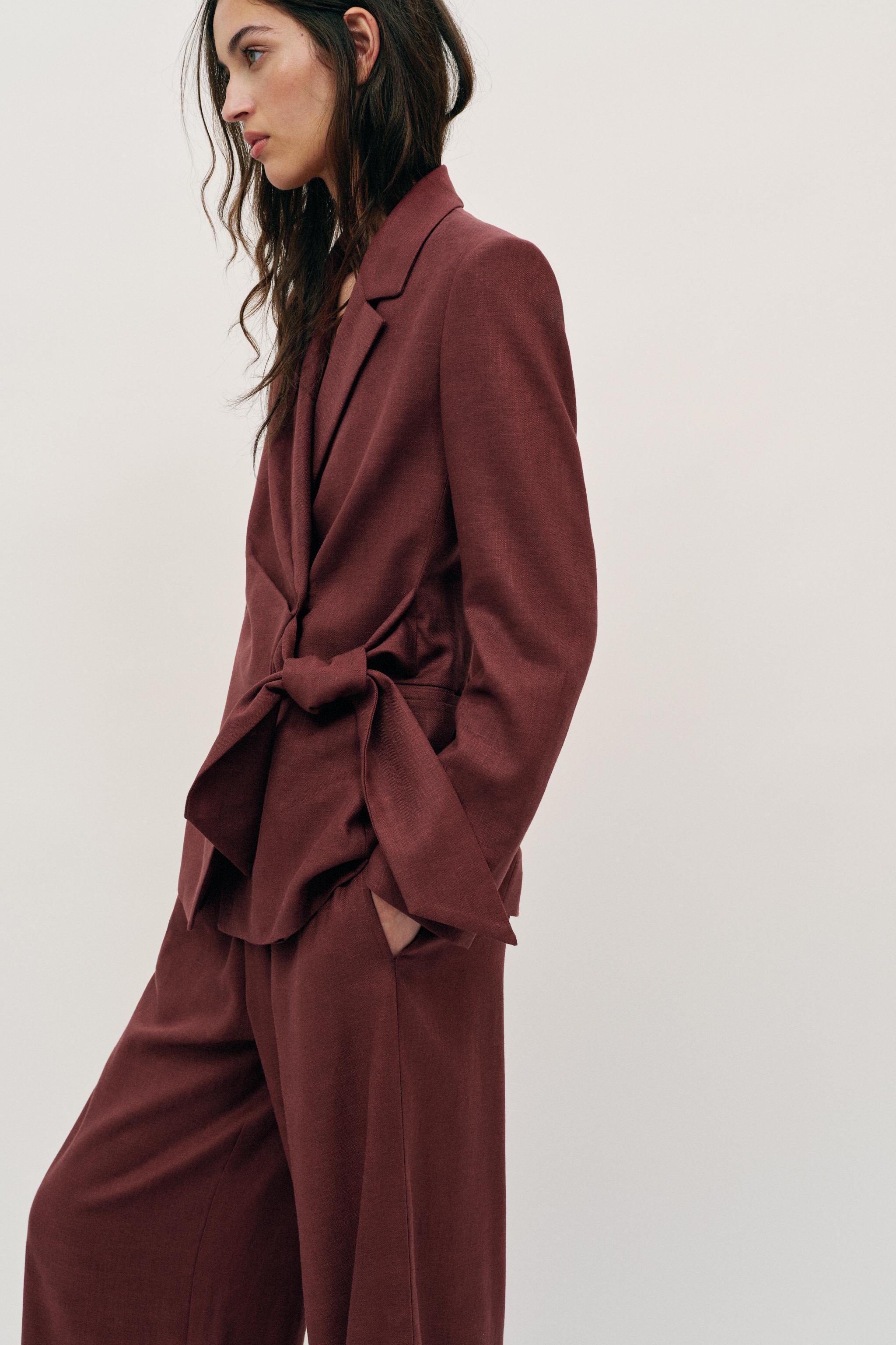 LINEN DOUBLE BREASTED BLAZER WITH TIE