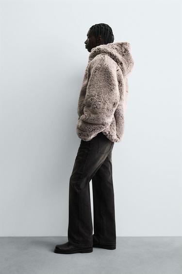 BLOUSON EFFET FOURRURE À CAPUCHE - Marron / Taupe de Zara - Image 3