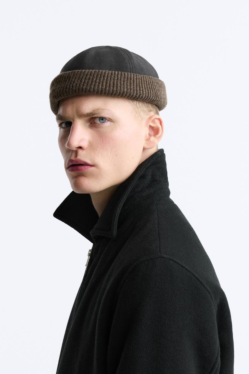 HAT WITH NECK FLAP - Dark brown