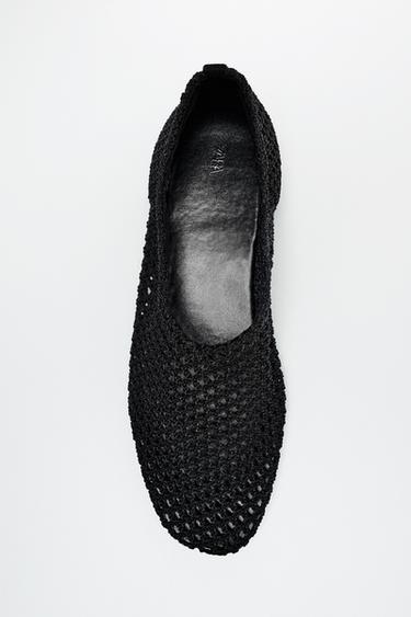 BALLERINES PLATES EN RÉSILLE - Noir de Zara