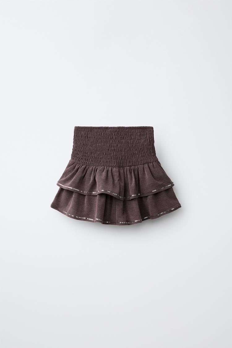 FALDA PANTALÓN CON VOLANTES Y LENTEJUELAS 2