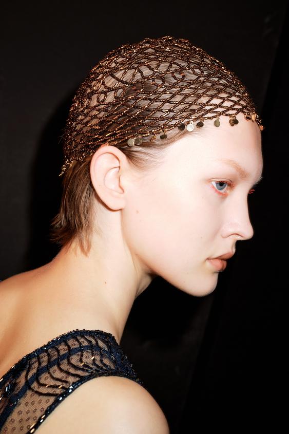 CASQUETTE FANTAISIE PAILLETTES - Bronze de Zara - Image 1