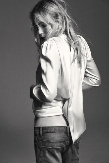 CHEMISE SATINÉE AVEC LAÇAGE AU DOS - Blanc cassé de Zara - Image 4