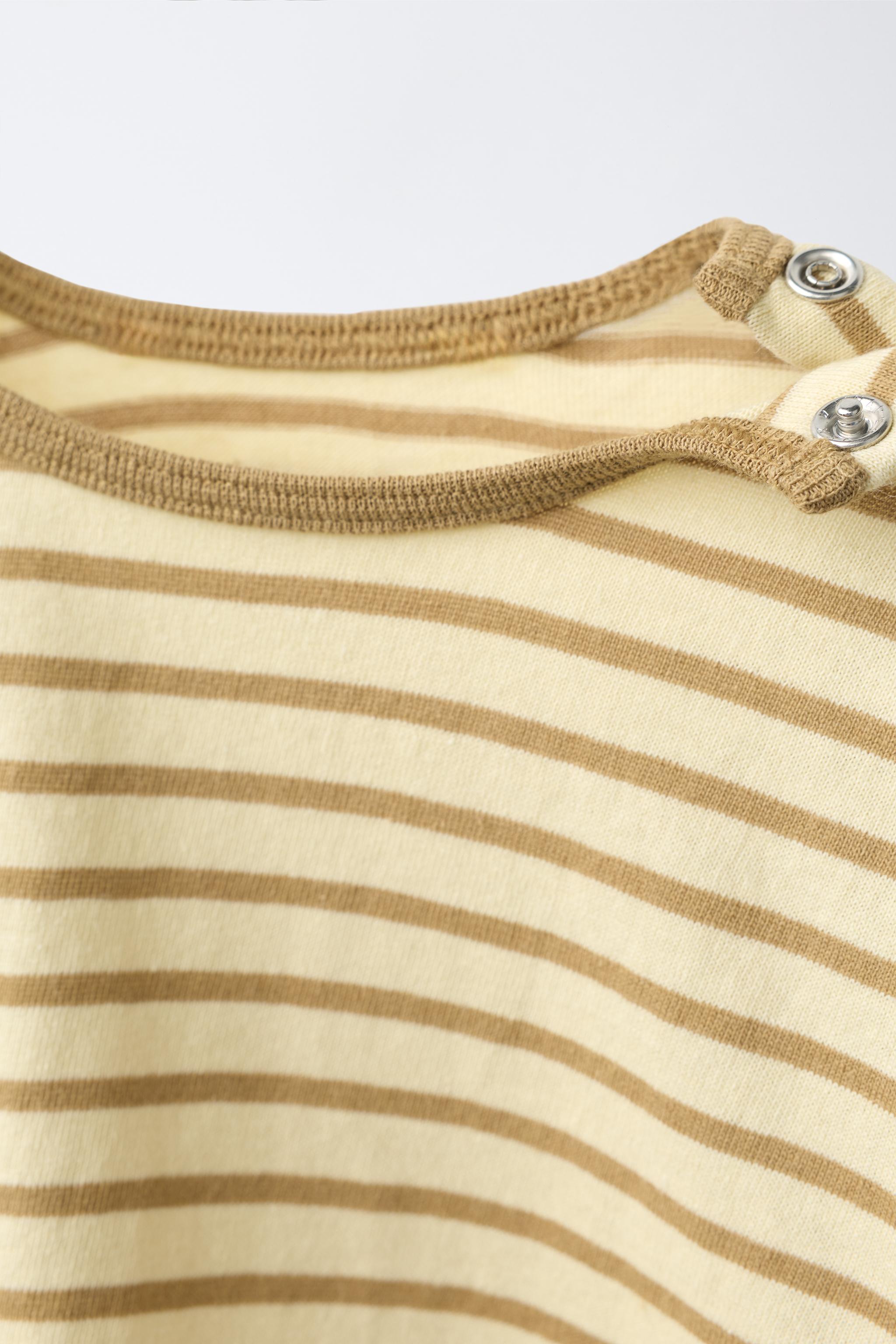 T-SHIRT RAYÉ AVEC ÉTIQUETTE
