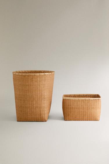 WOVEN BAMBOO BASKET - بيج فاتح الخاص بـ Zara