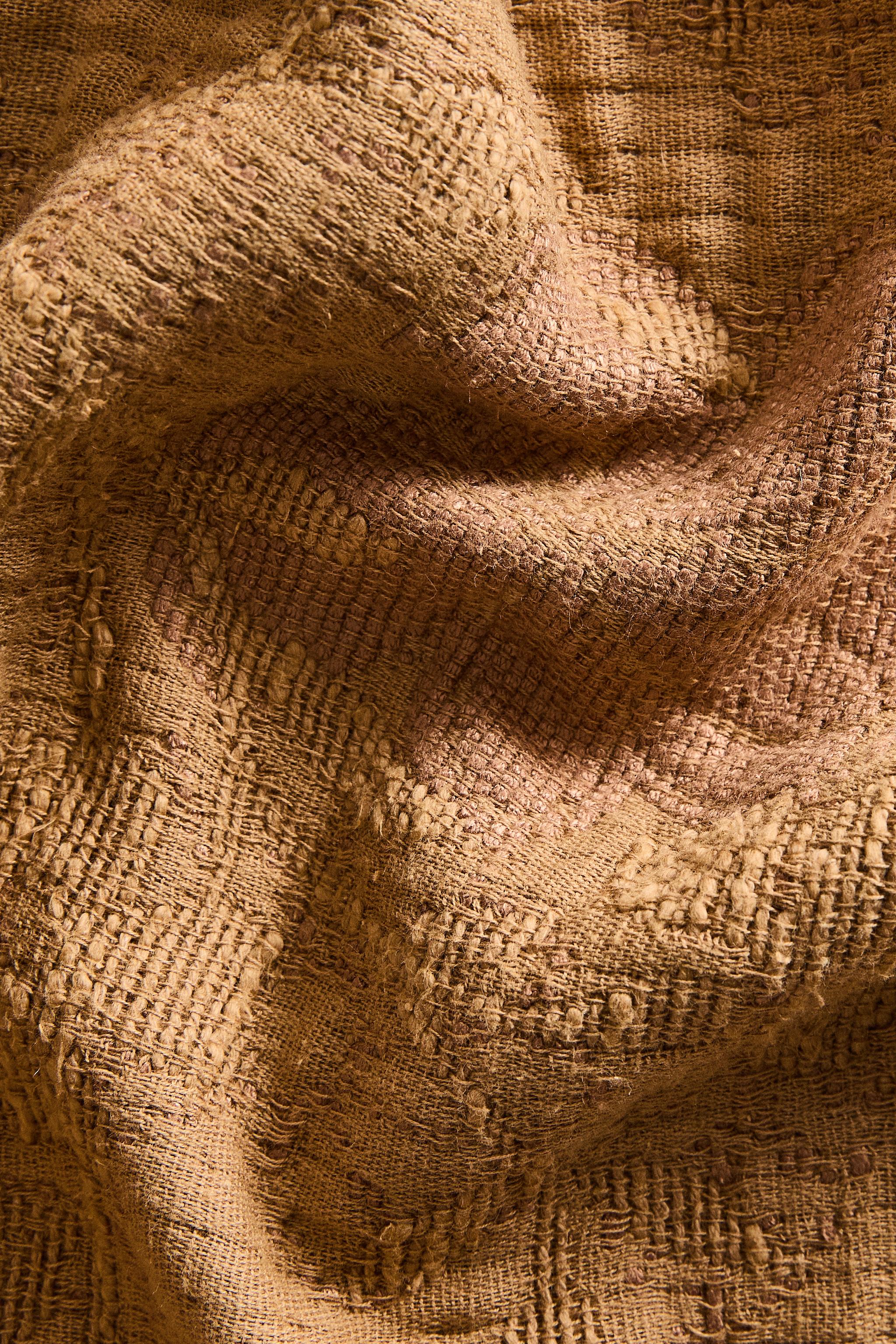 COUVERTURE JACQUARD FLEURS