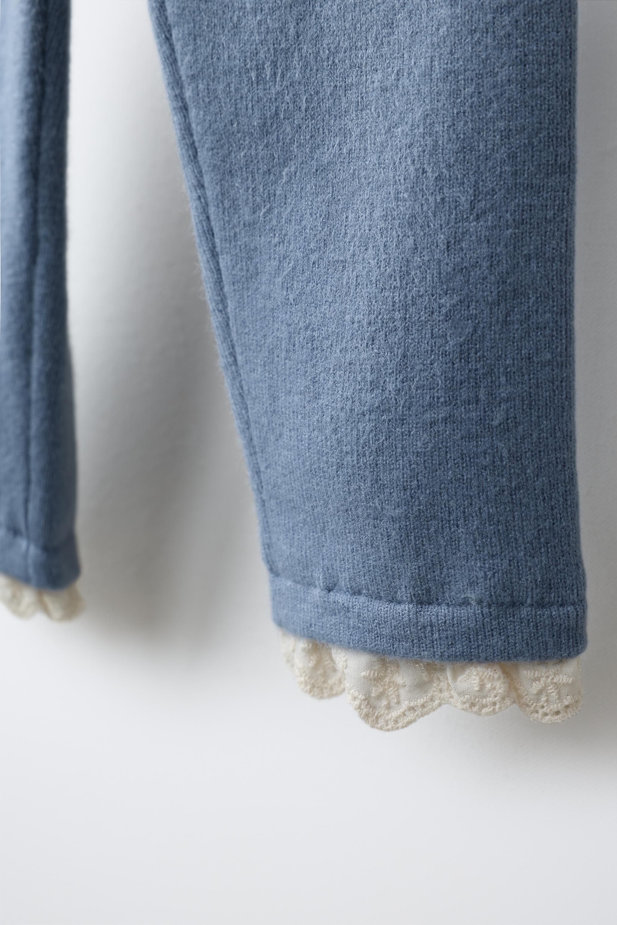 LEGGING EN MAILLE À DENTELLE
