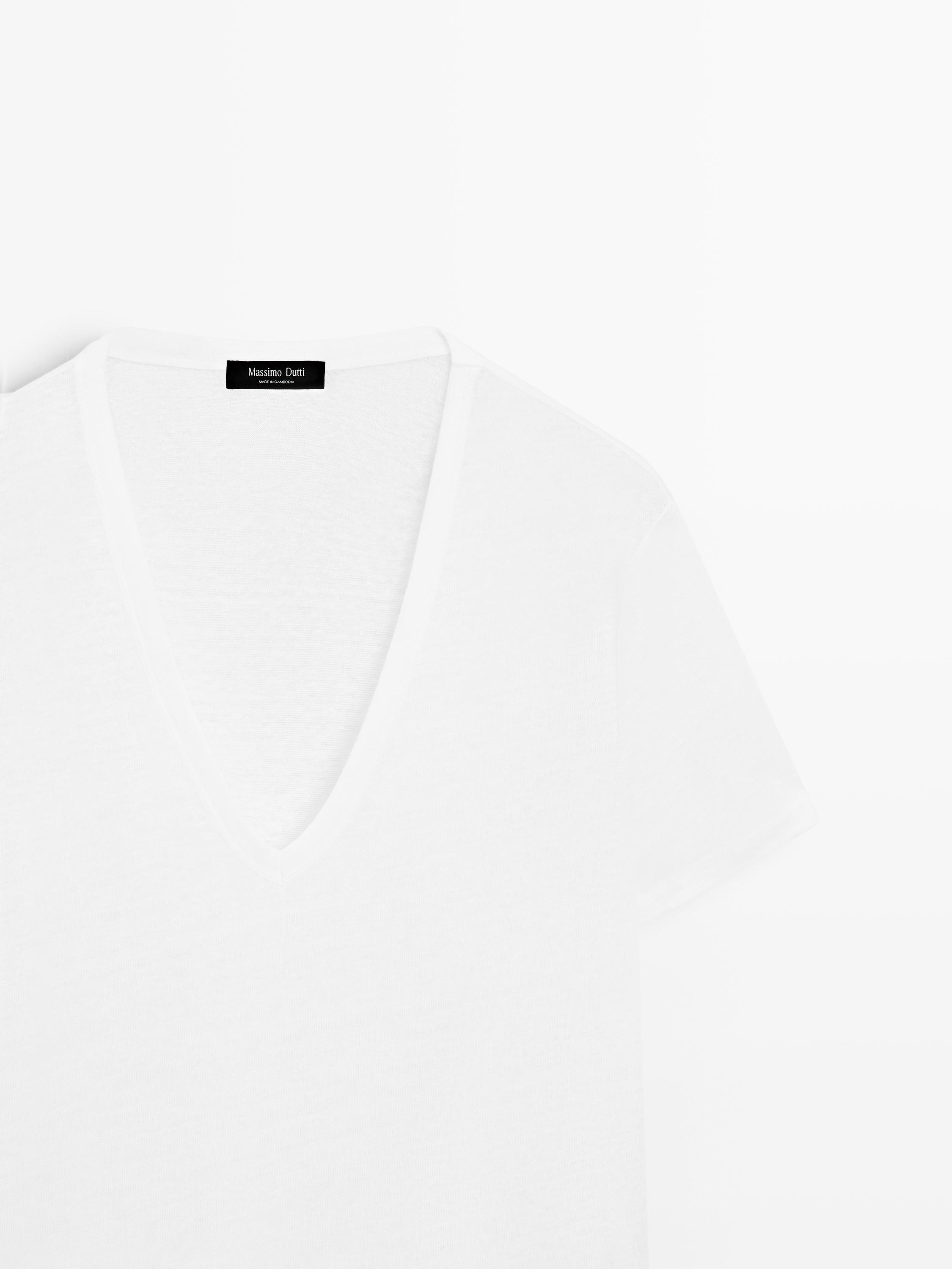 Linen V-neck T-shirt