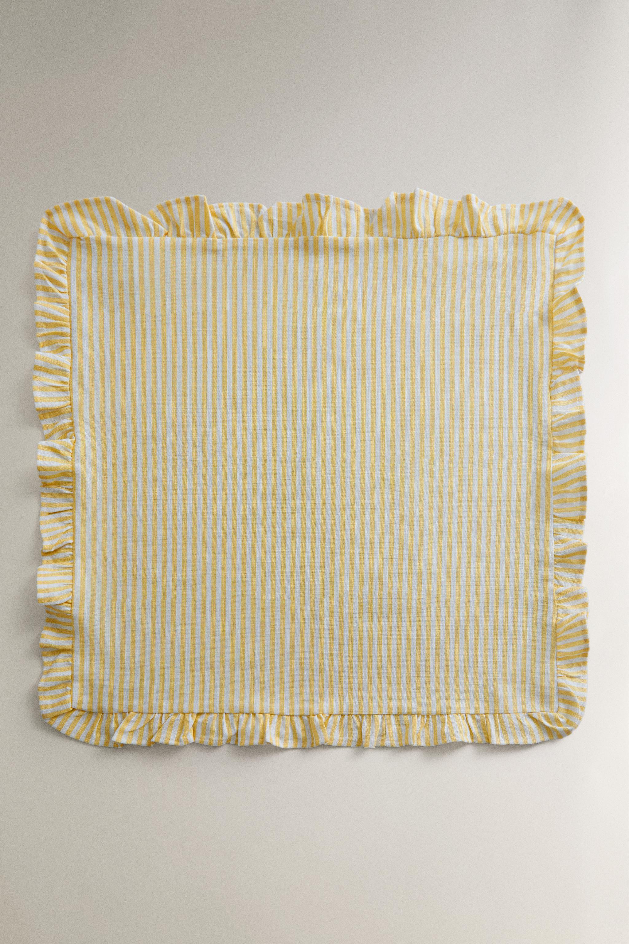 COTTON NAPKINS WITH RUFFLES (PACK OF 2) — Yellow
