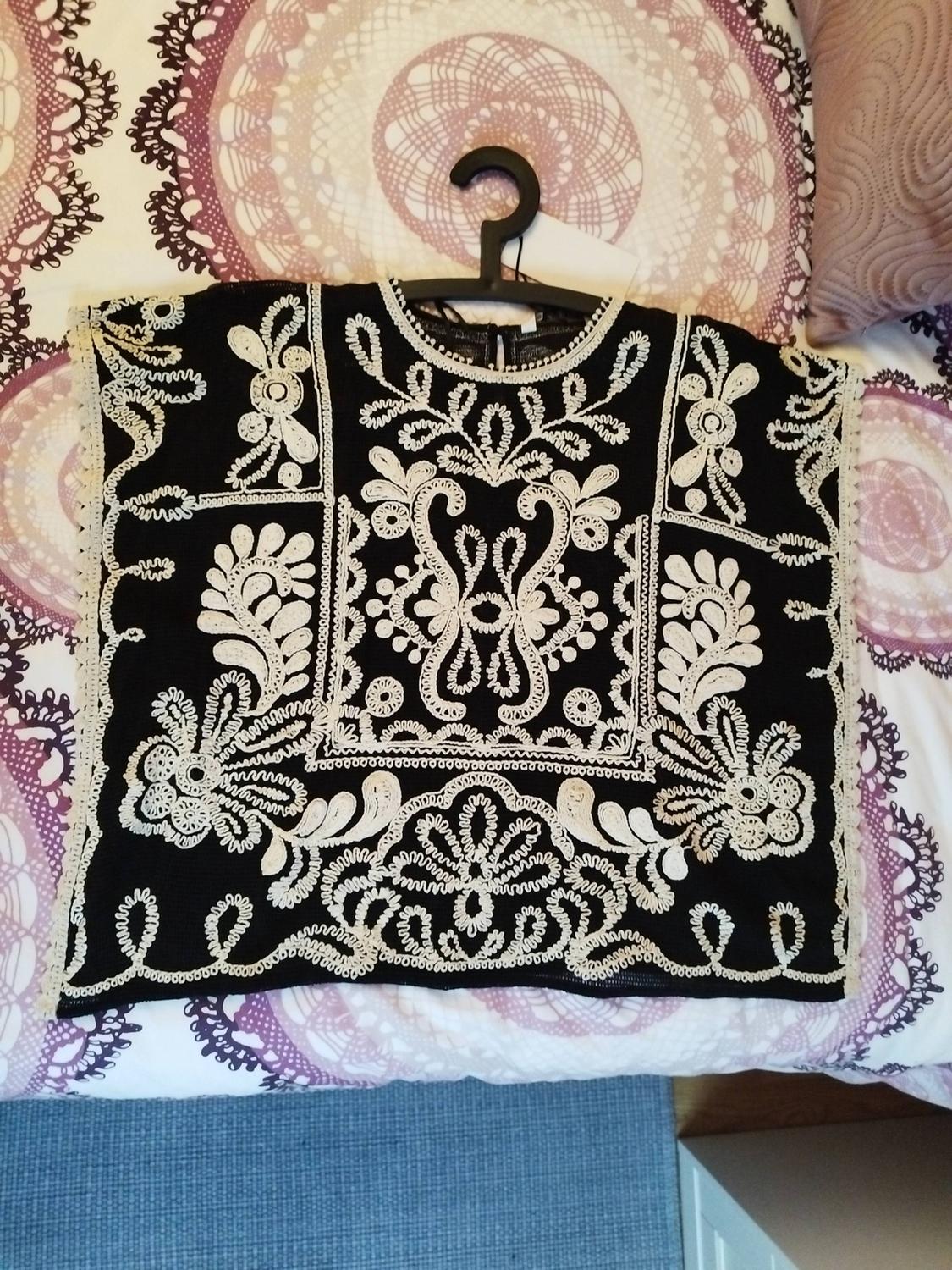 ZW COLLECTION CONTRAST CROCHET TOP - Image 2