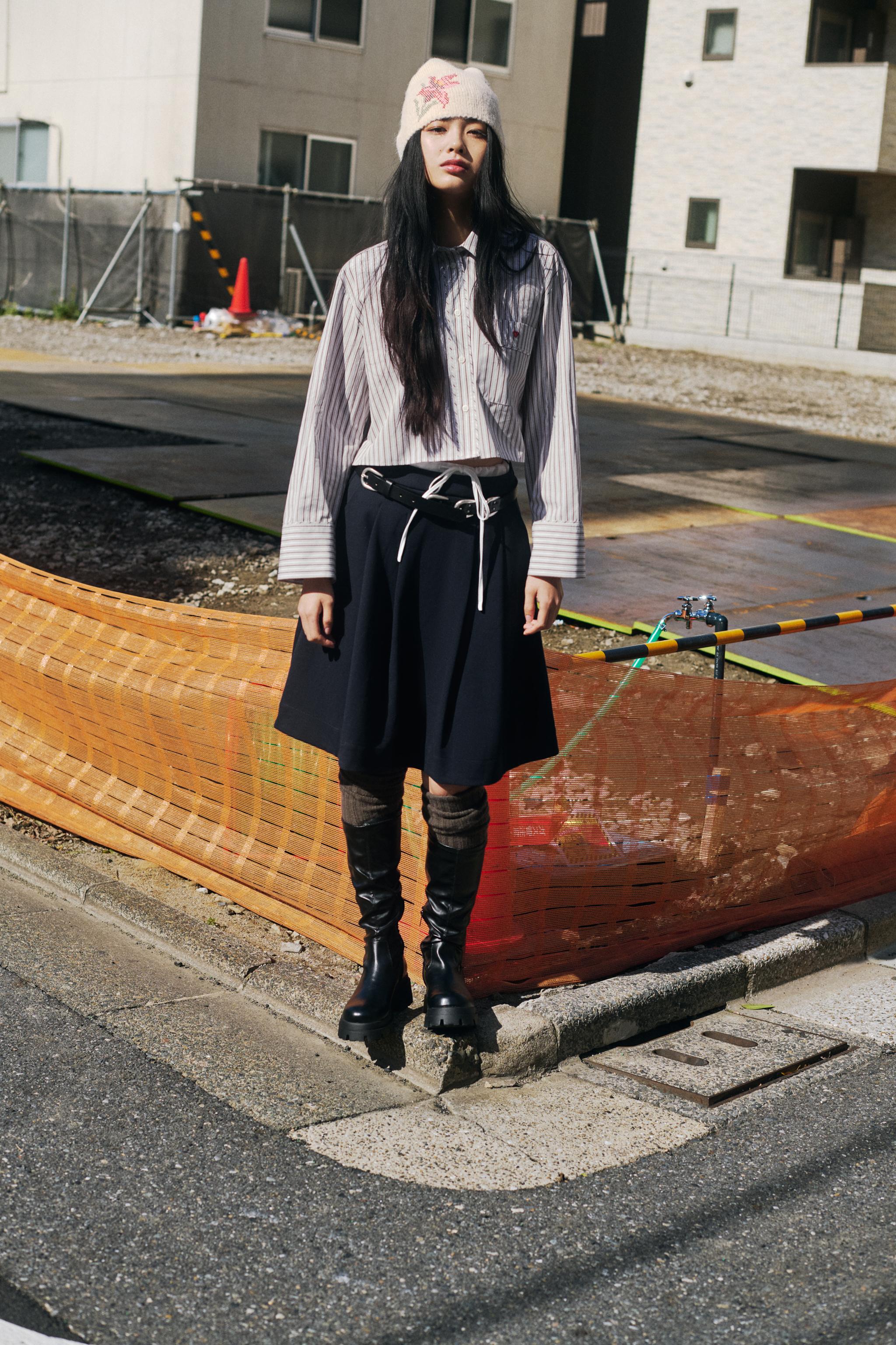 夏にもってこいのレディースシャツ | ZARA 日本