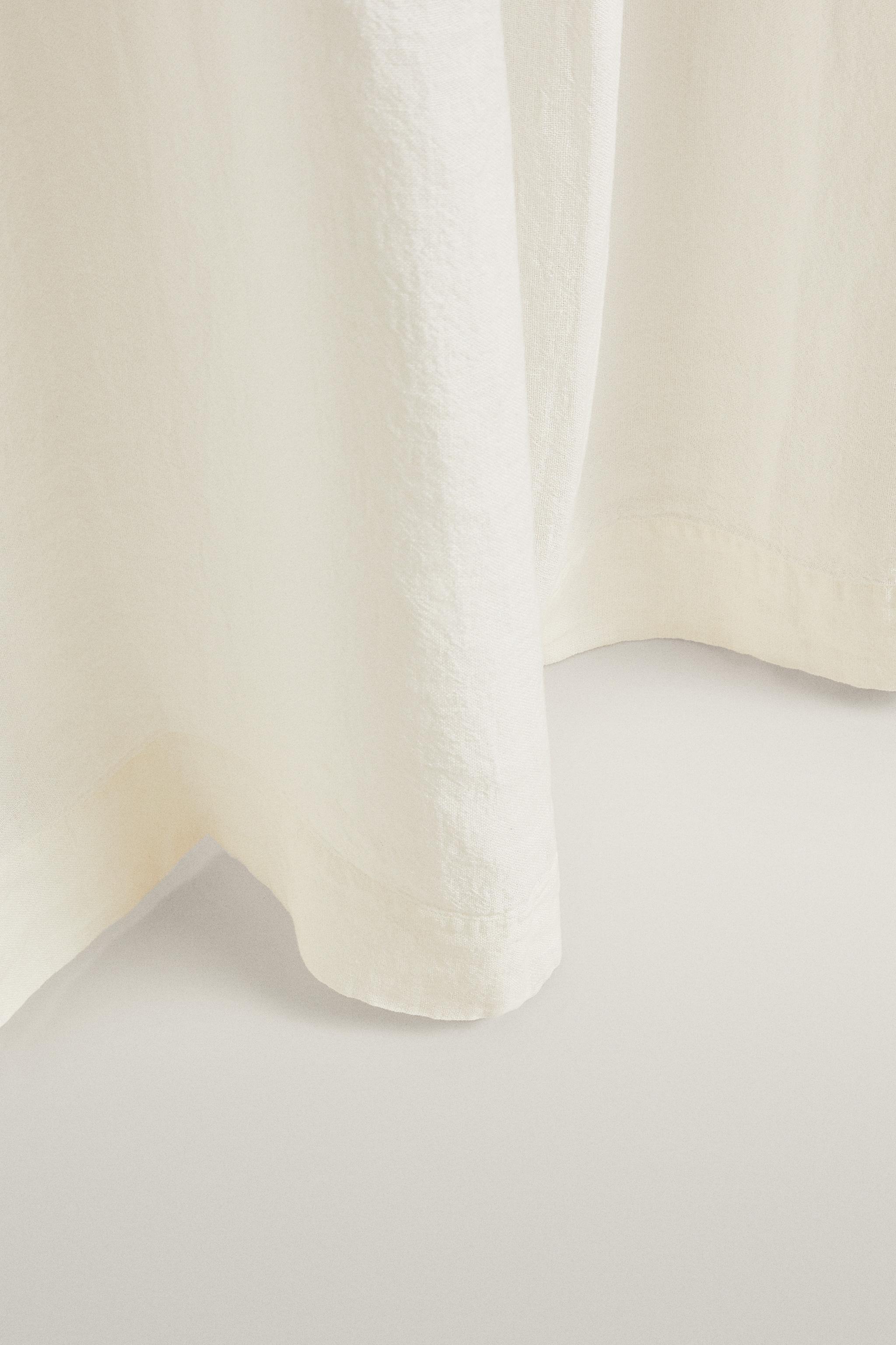 HIGH FILTRATION WHITE LINEN CURTAIN