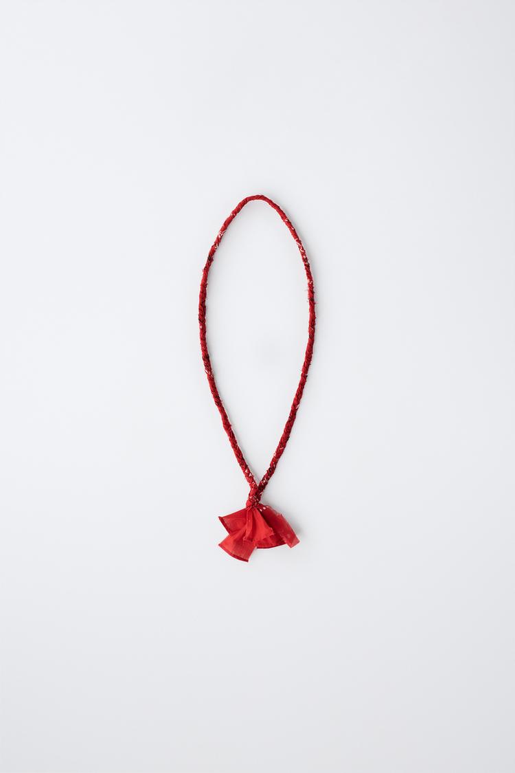BRAIDED BANDANA NECKLACE — Red