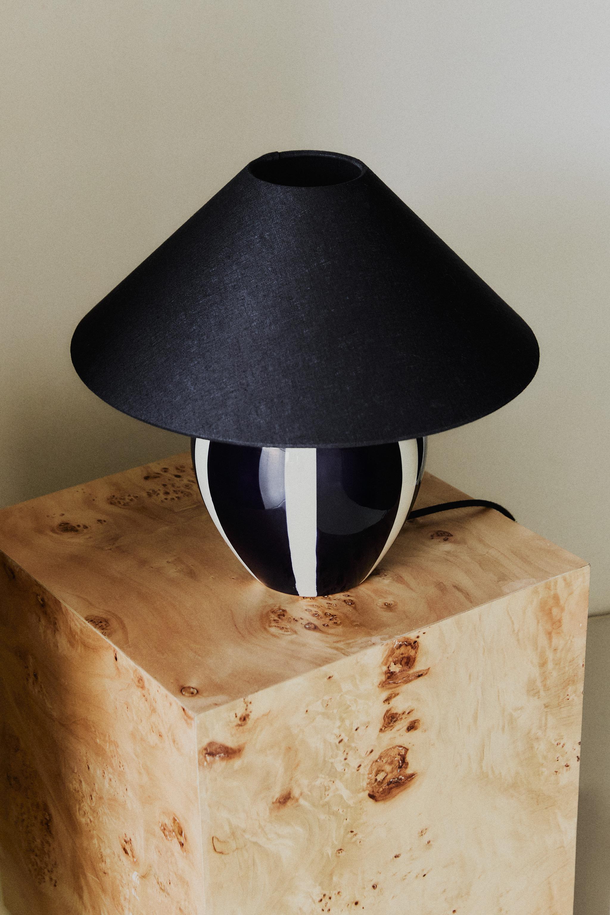 LAMPE DE TABLE RAYURES