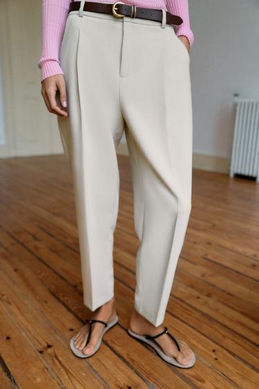 PANTALON À PINCES ET CEINTURE - Camel clair de Zara - Image 2