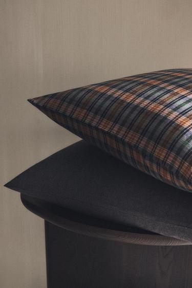 CHECK FLANNEL PILLOWCASE - Blue by Zara - Image 5