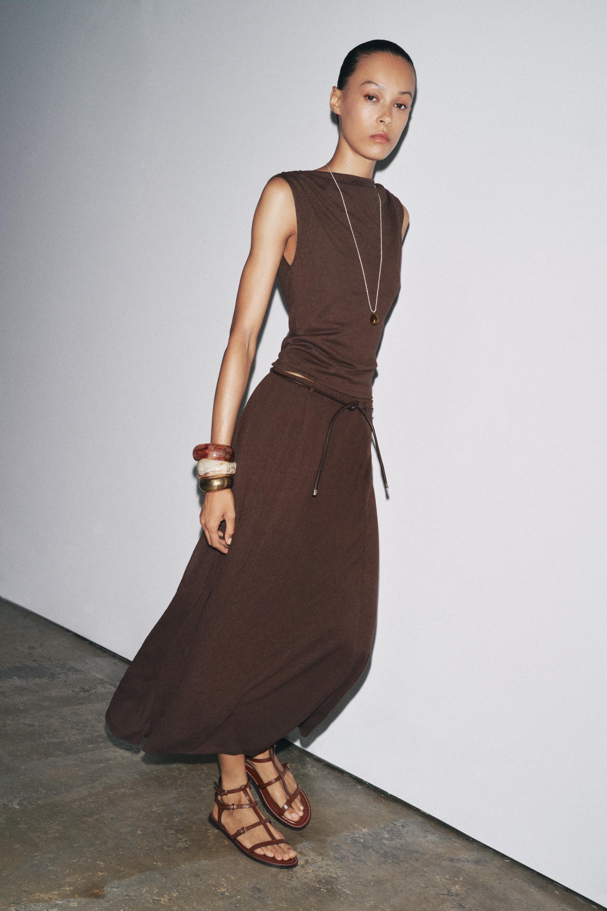 TOP DE MALHA ASSIMÉTRICO - Marrom | ZARA Brasil