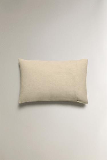 HOUSSE DE COUSSIN UNIE - Beige clair de Zara - Image 4