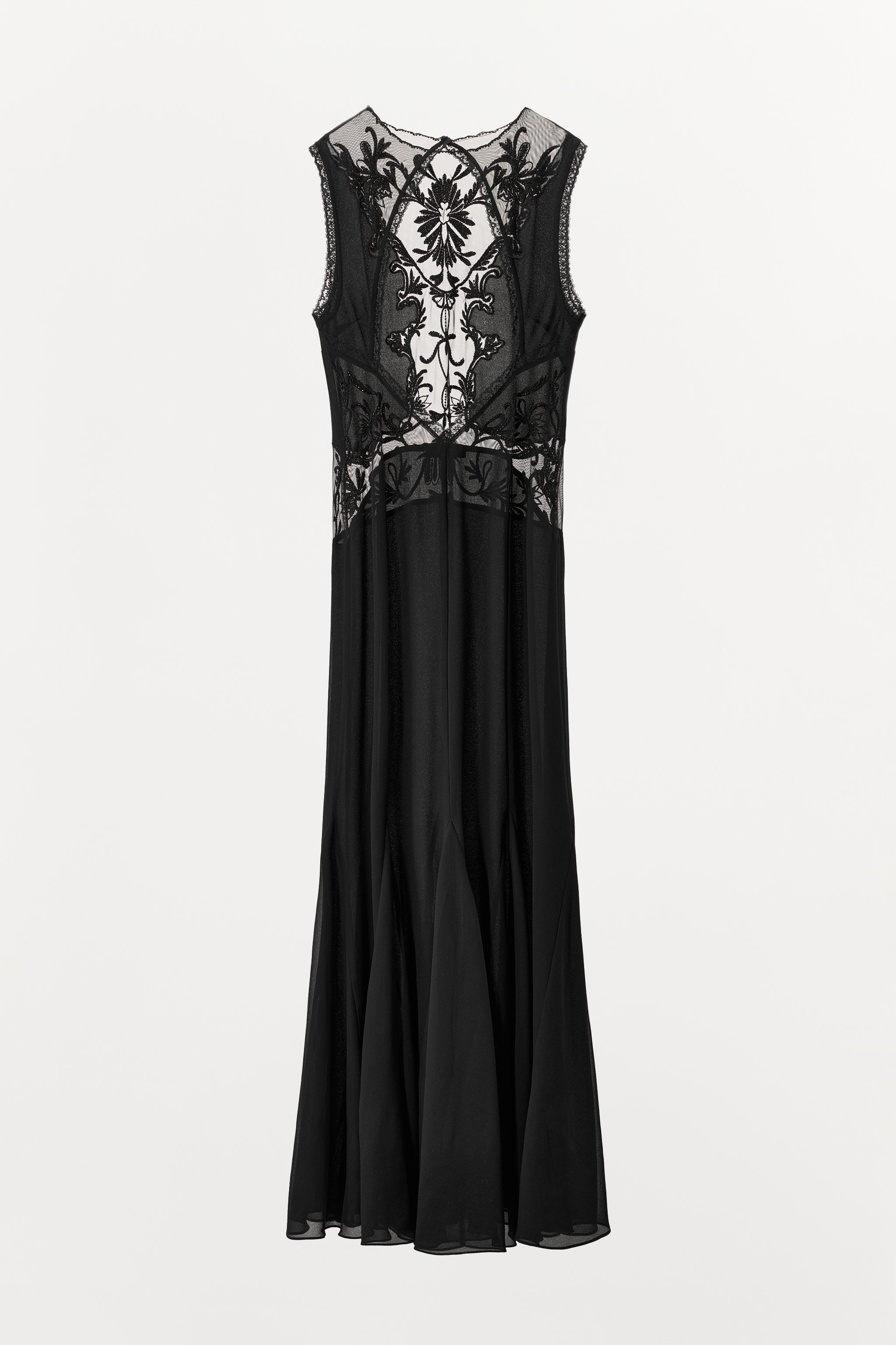 ROBE GODETS BRODÉS FANTAISIE