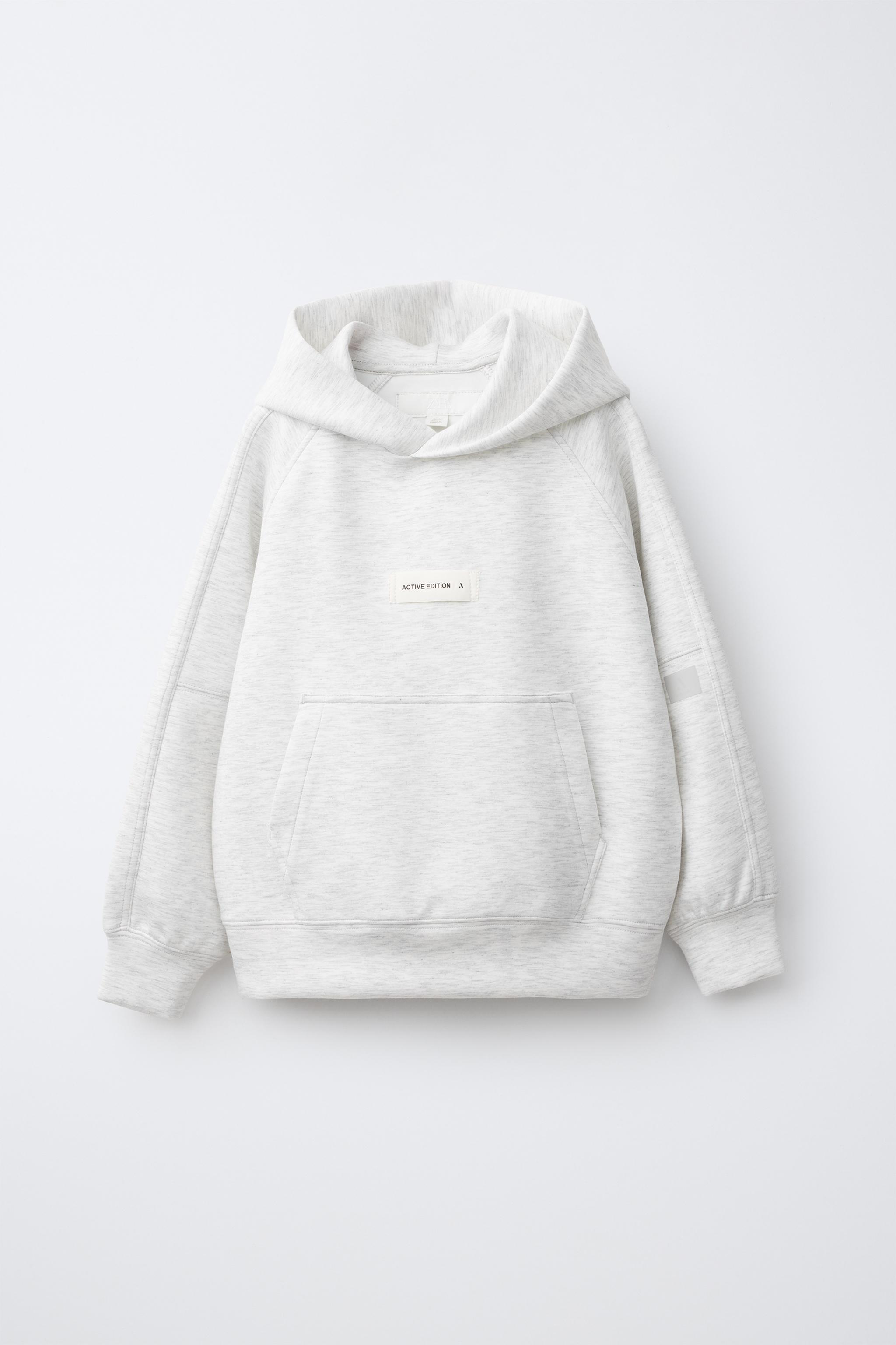 SPORTY HOODIE