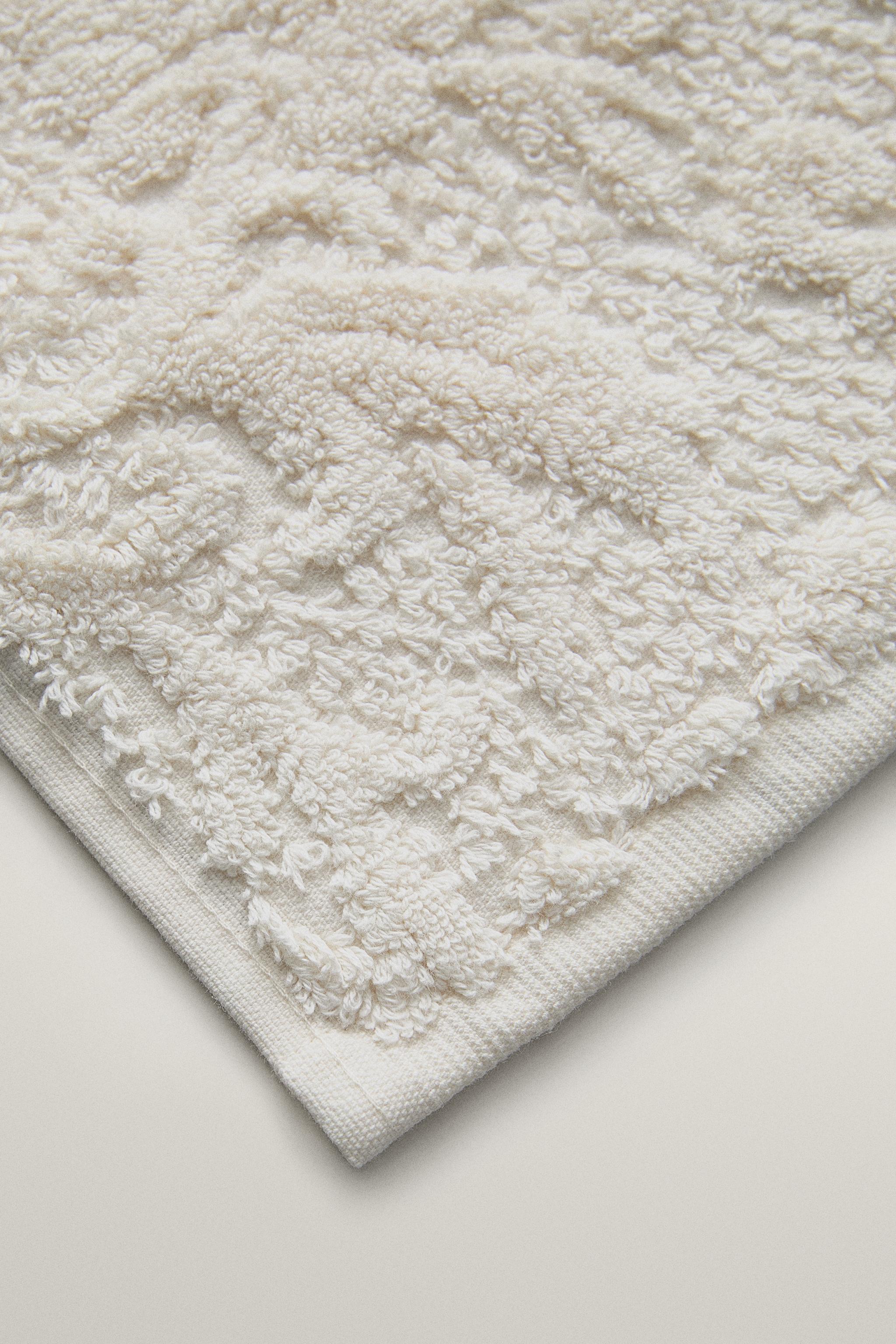 TAPIS DE BAIN JACQUARD FLEURS