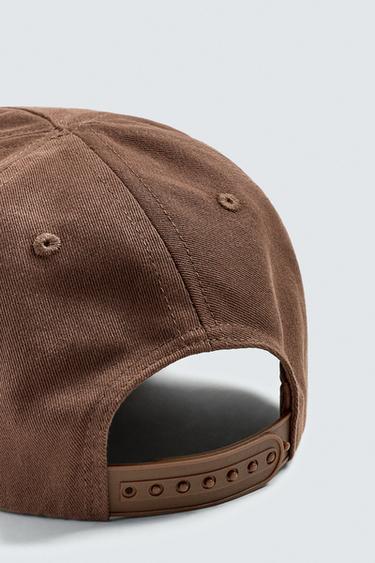 CASQUETTE INSCRIPTION HARRY LAMBERT FOR ZARA X DISNEY - Marron de Zara - Image 3