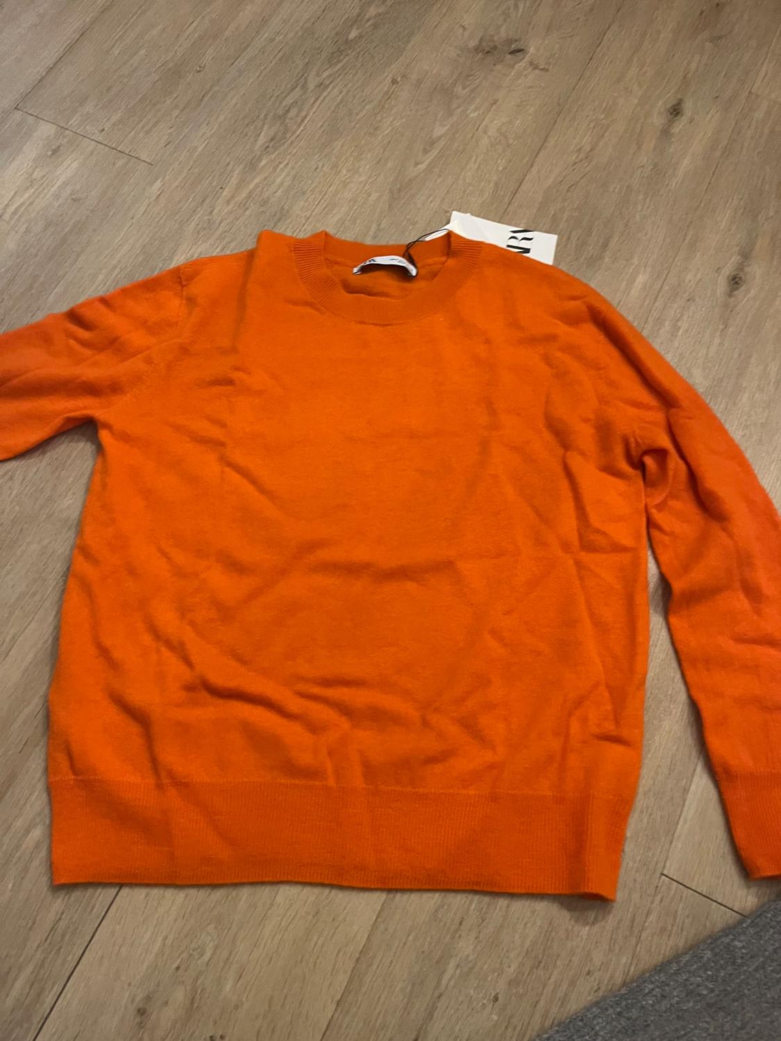 EXTRA SOFT 100% WOOL SWEATER