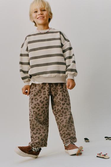 STRIPED SWEATSHIRT - Beige by Zara