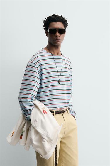 CAMISETA JACQUARD RAYAS - rayas de Zara