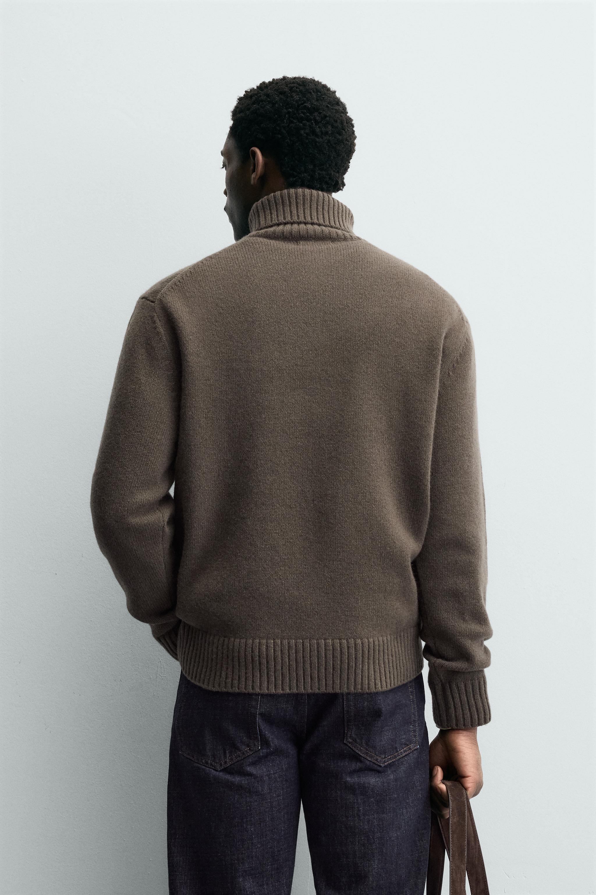 WOOL TURTLENECK JUMPER