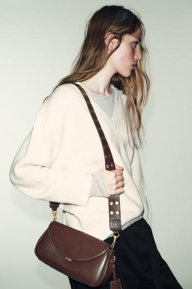 CROSSBODY BAG STRAP WITH STUDS - Chocolate by Zara
