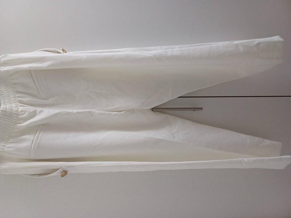 STRAIGHT FIT TROUSERS WITH GOLDEN BUTTONS - Image 3