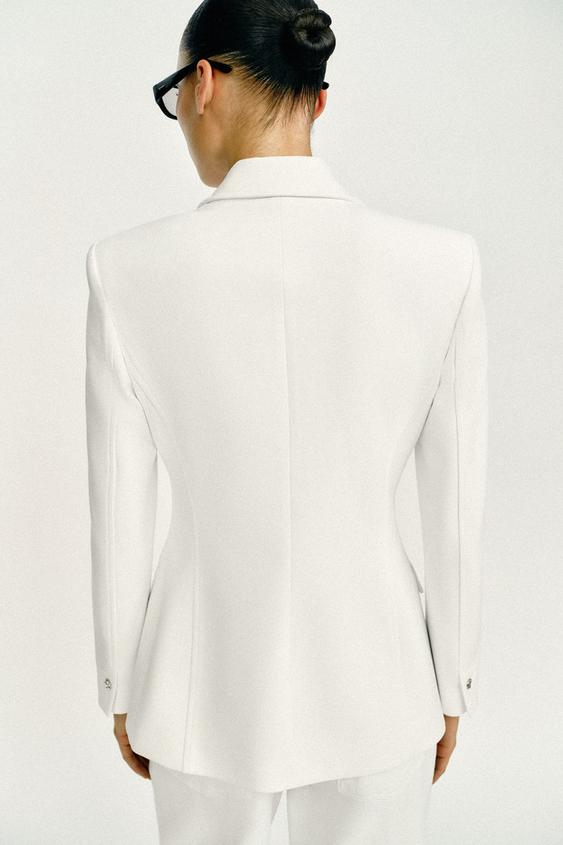 ショルダーパッド入りフィットブレザー - オフホワイト | ZARA Japan 