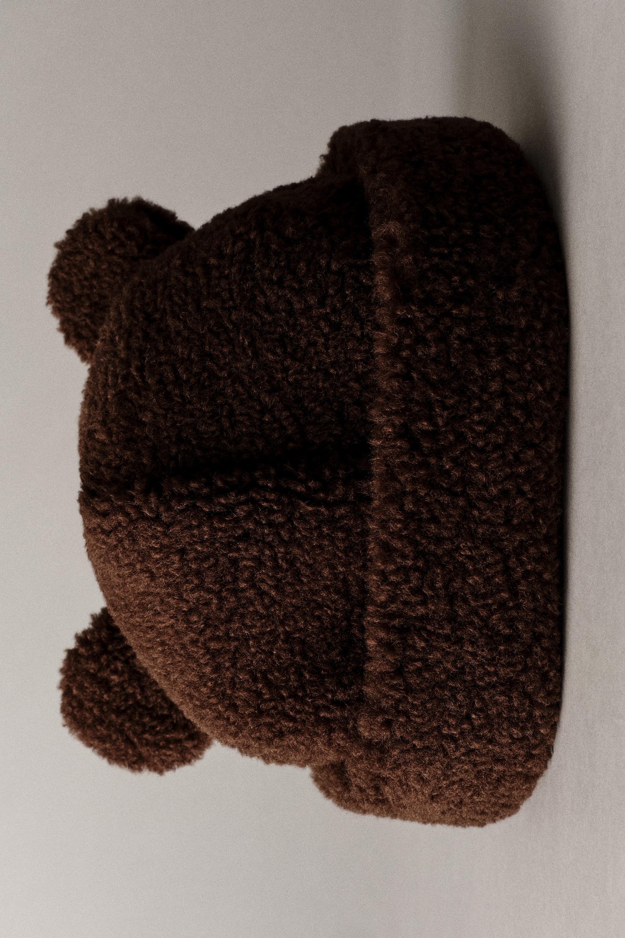 FAUX SHEARLING HAT WITH EARS