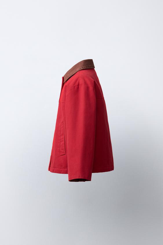 BLOUSON EN TOILE À COL EN CONTRASTE - Rouge de Zara - Image 2